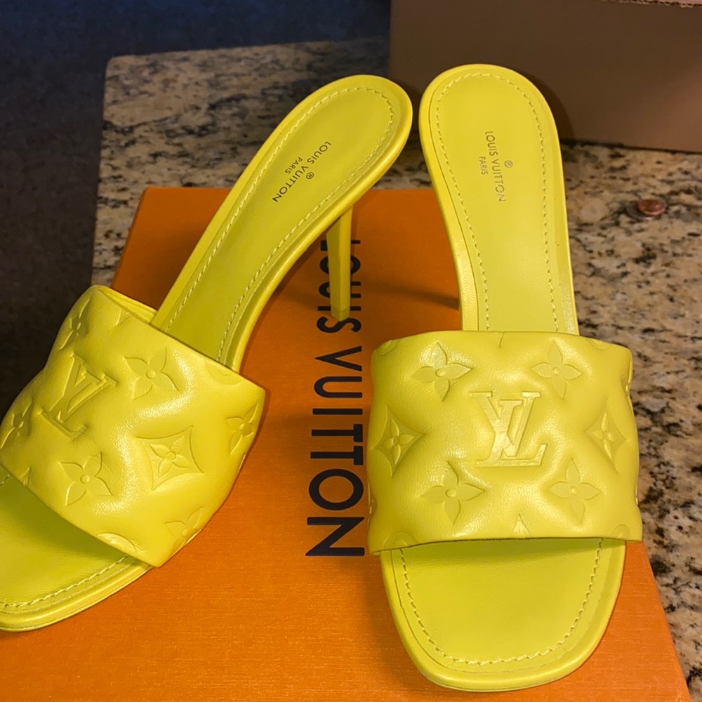 SZ 40 Yellow Louis Vutton Revival Mule